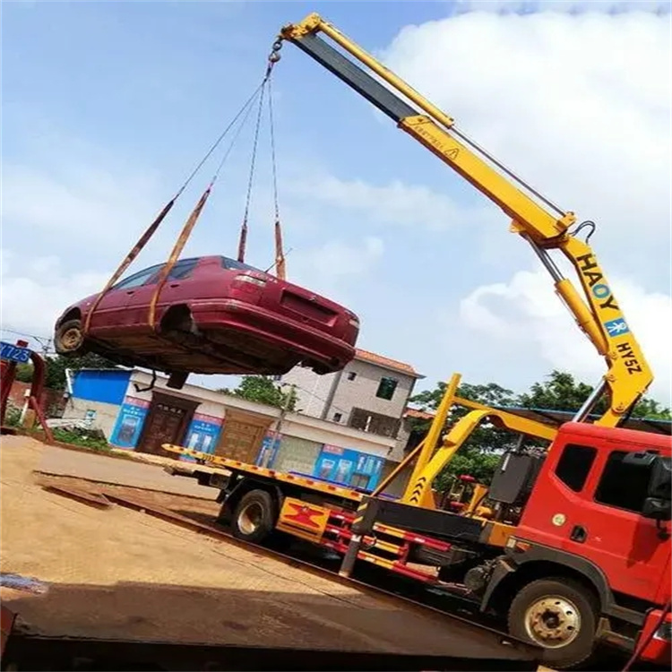 济南天桥吊车救援小汽车怎么吊