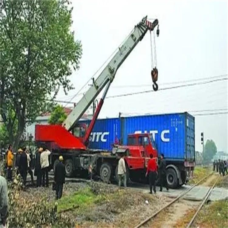 济南天桥如何快速找到附近的吊车救援公司