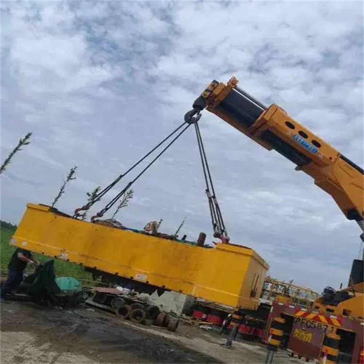 济南天桥随车吊吊集装箱怎么吊